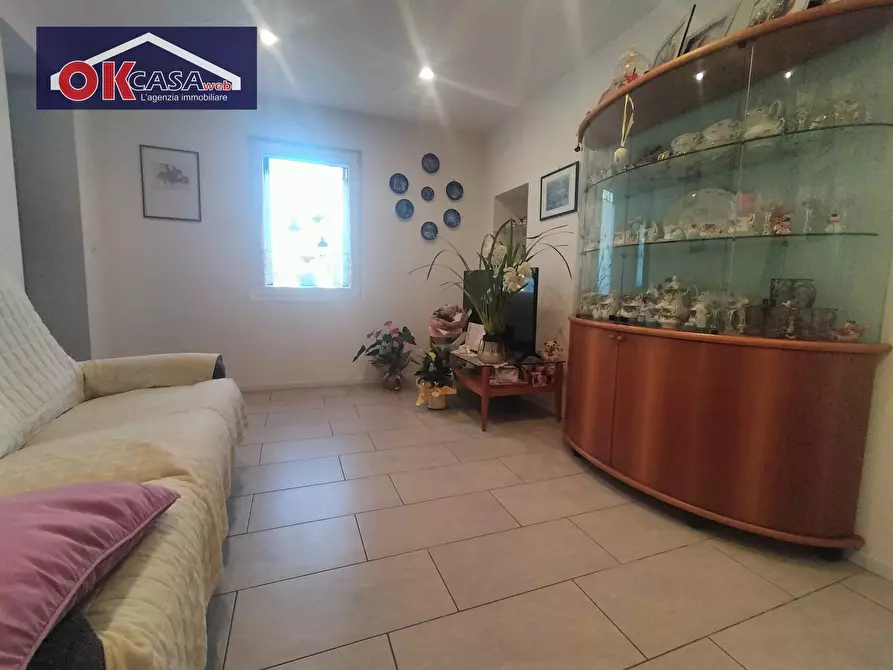 Immagine 7 di Casa indipendente in vendita  in Via Androna Veneta a Capriva Del Friuli