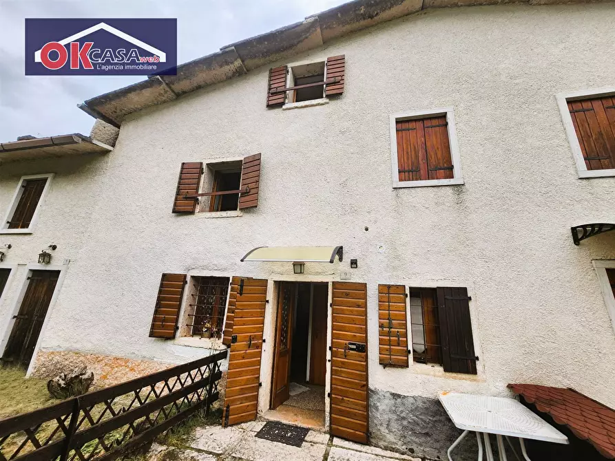 Immagine 17 di Rustico / casale in vendita  in CASALIN 9 a Sant'anna D'alfaedo