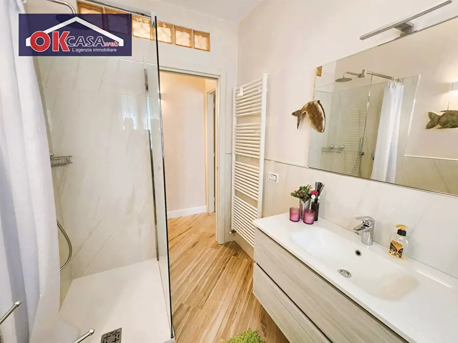 Immagine 14 di Appartamento in vendita  in via f. agello a Desenzano Del Garda