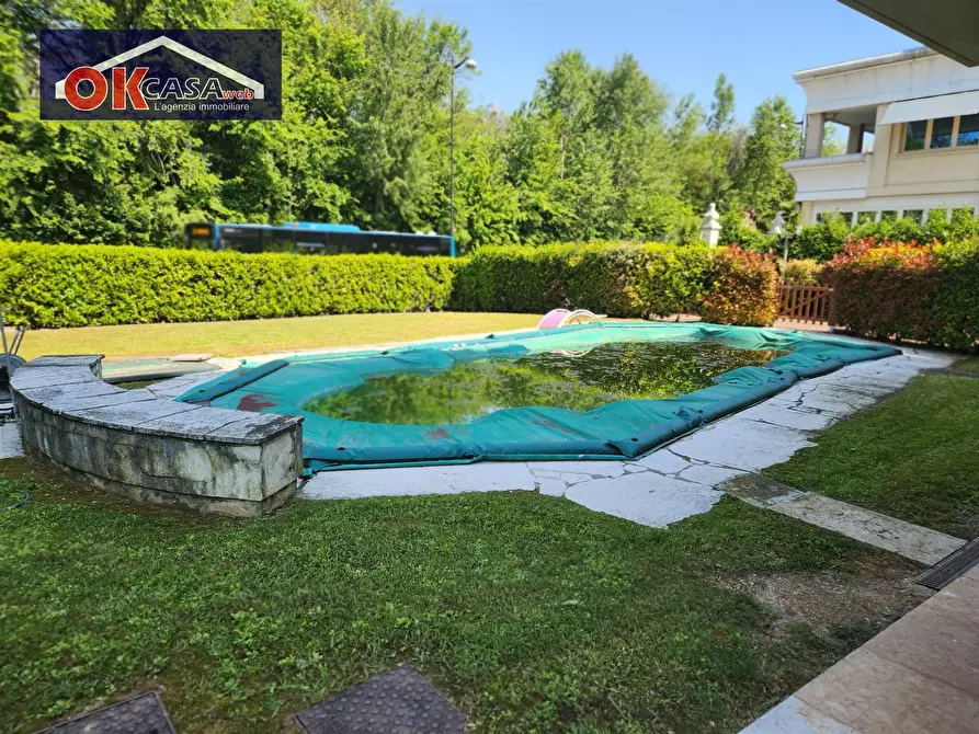 Immagine 17 di Appartamento in vendita  in via f. agello a Desenzano Del Garda