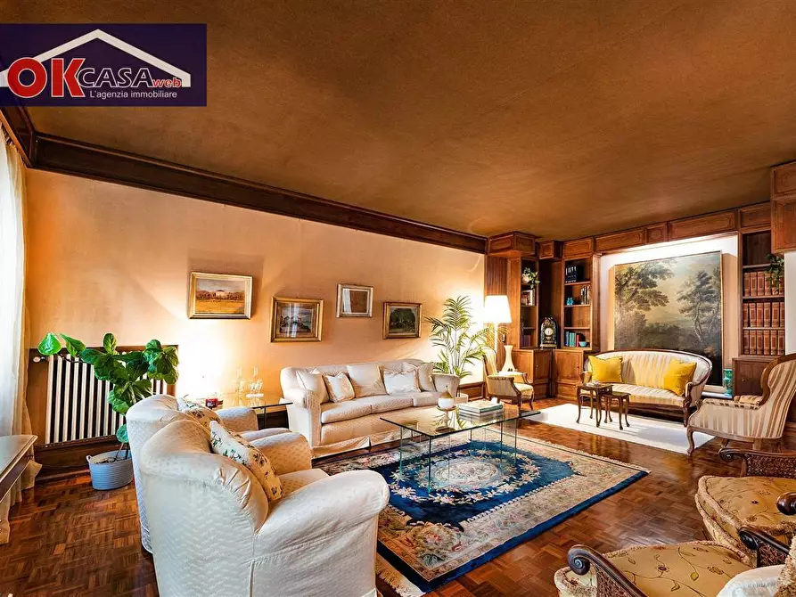 Immagine 2 di Appartamento in vendita  in via san Nicolo' 3 a Verona