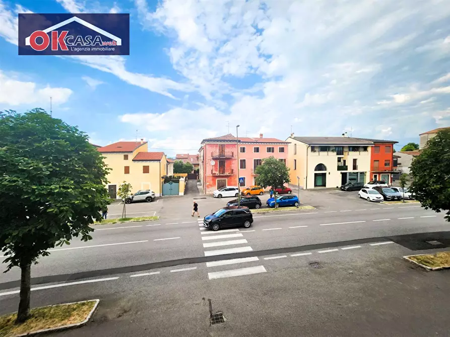 Immagine 15 di Appartamento in vendita  in via primo maggio a Zevio