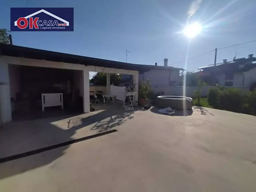 Immagine 10 di Villa in vendita  in Via Brancolo a Bagnaria Arsa