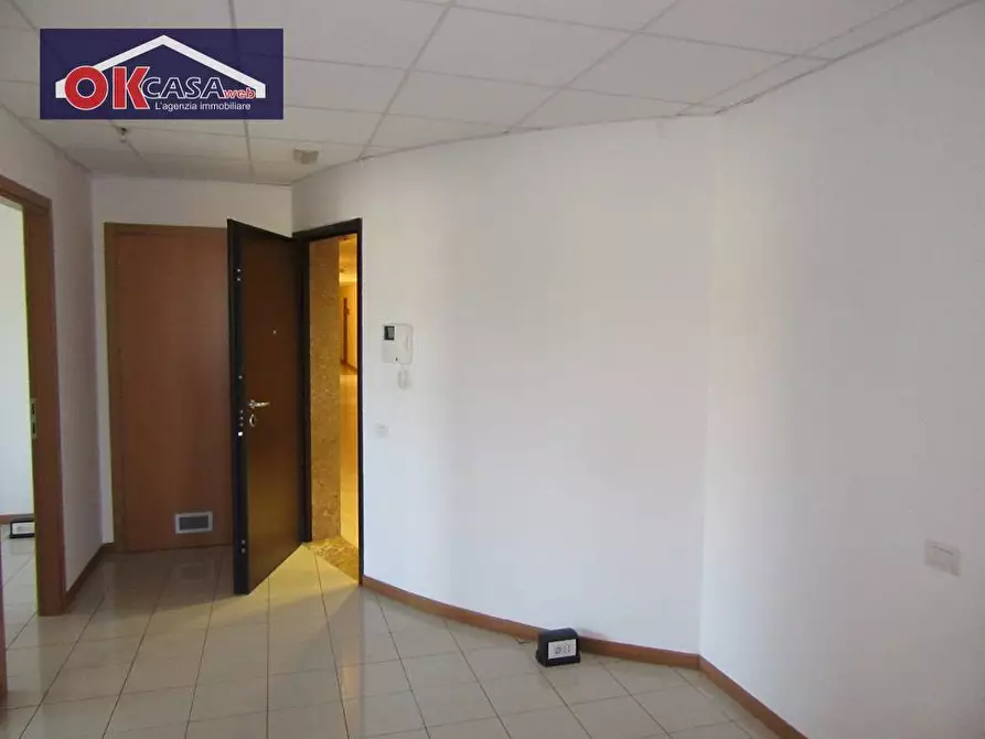 Immagine 8 di Attività commerciale in vendita  in Via Galvani a Monfalcone