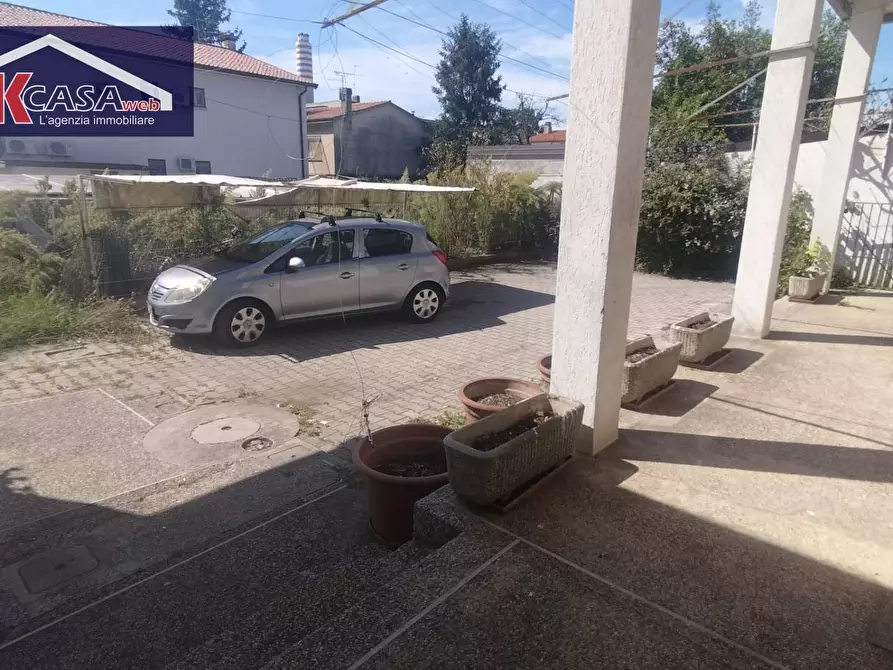 Immagine 10 di Appartamento in affitto  in Via Valentinis a Monfalcone