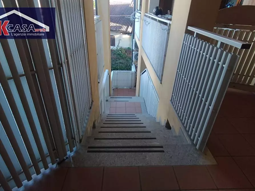 Immagine 19 di Appartamento in vendita  in Piazza del Popolo a Capriva Del Friuli