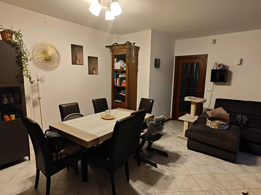 Immagine 4 di Appartamento in vendita  in Via Dante Alighieri a Capriva Del Friuli