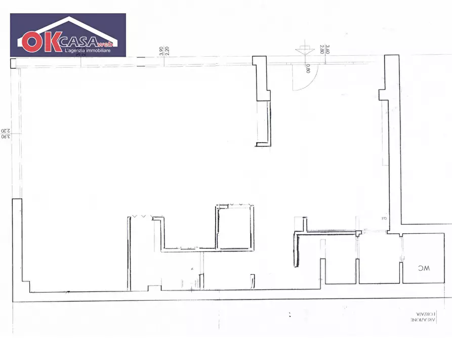 Immagine 2 di Attività commerciale in vendita  in via quarto ponte a Verona