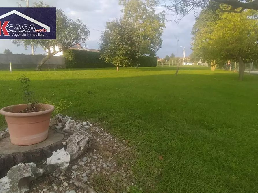 Immagine 2 di Terreno residenziale in vendita  in Via del Molino a Romans D'isonzo