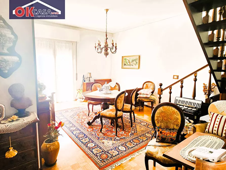 Immagine 3 di Appartamento in vendita  in via Montemezzi a Vigasio