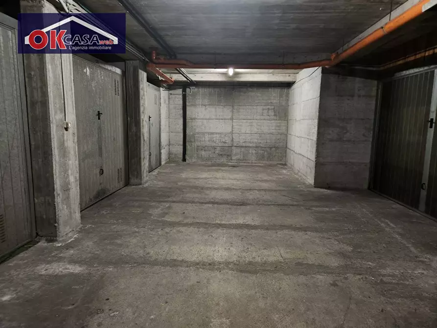 Immagine 2 di Box auto in vendita  in Via Luigi Negrelli a Verona