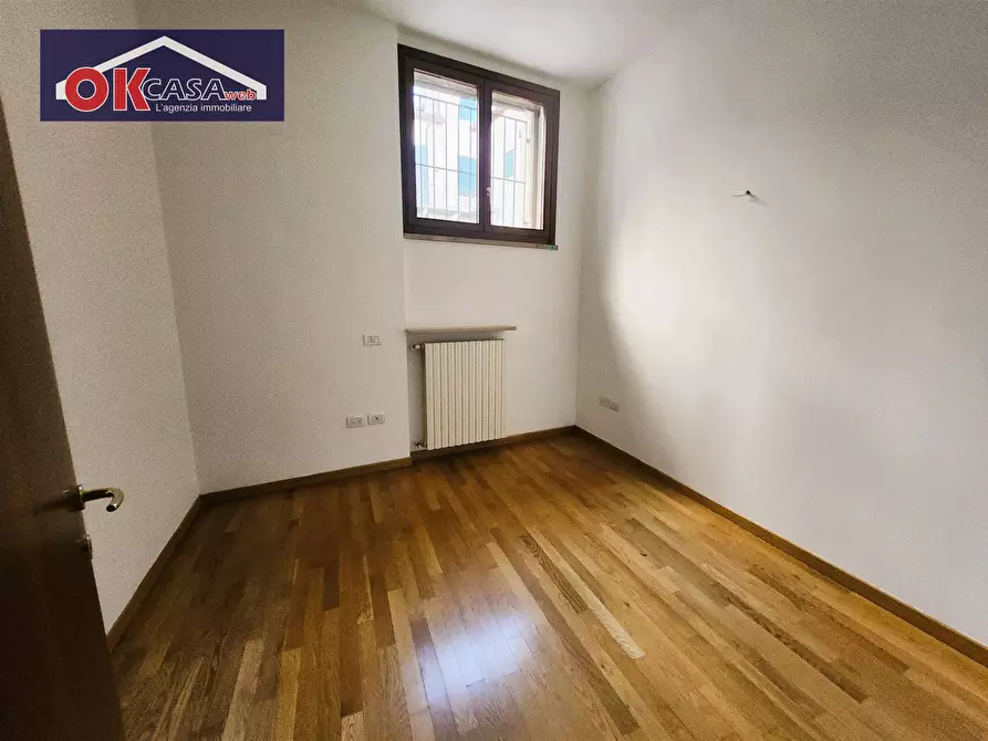 Immagine 13 di Appartamento in affitto  in Riva San Lorenzo a Verona