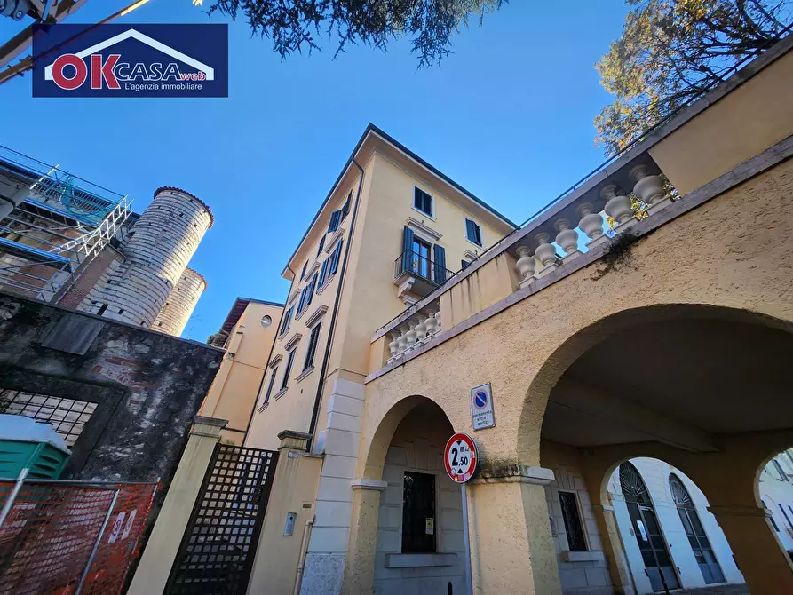 Immagine 18 di Appartamento in affitto  in Riva San Lorenzo a Verona