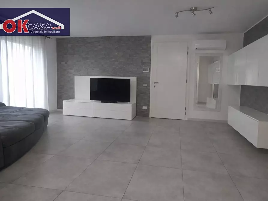 Immagine 4 di Casa indipendente in vendita  in Via Bugatto a Aiello Del Friuli