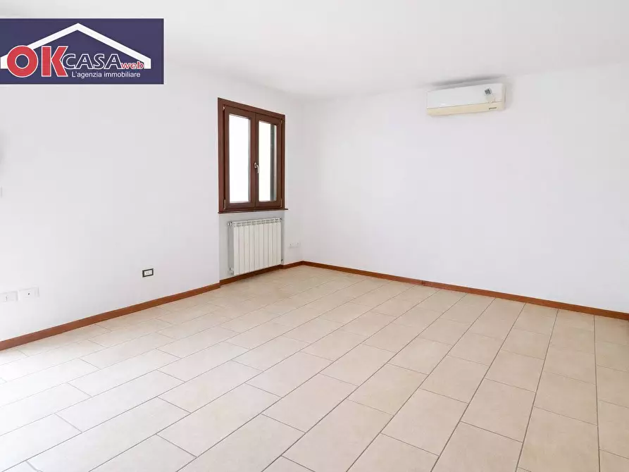 Immagine 5 di Casa indipendente in vendita  in Via Gavinana a Capriva Del Friuli