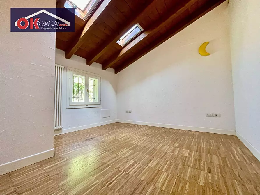 Immagine 11 di Villetta a schiera in vendita  in baccoli di sopra a Peschiera Del Garda