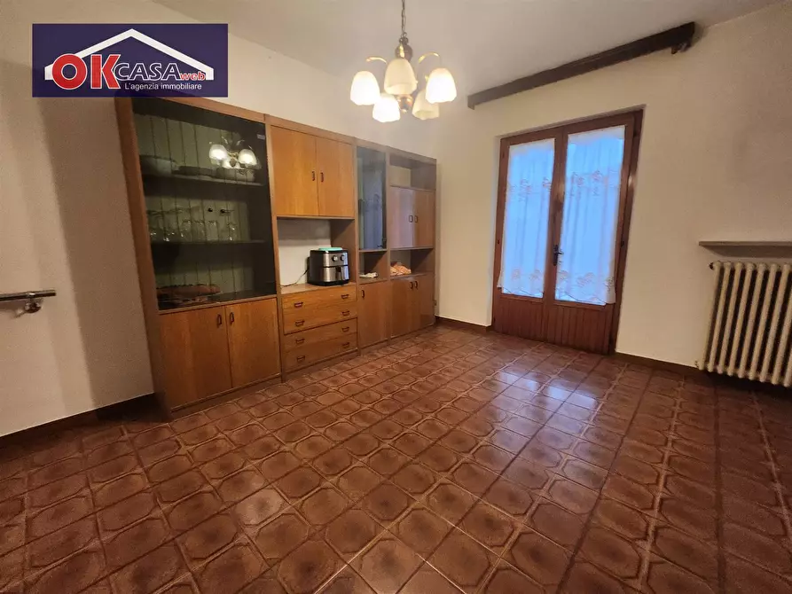 Immagine 2 di Appartamento in vendita  in località campagna a Caprino Veronese