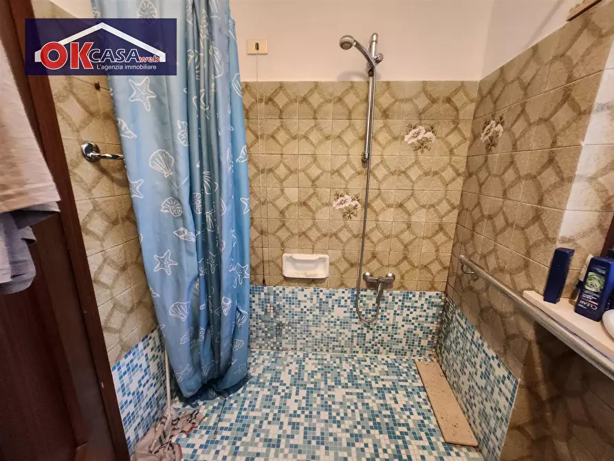 Immagine 9 di Appartamento in vendita  in località campagna a Caprino Veronese