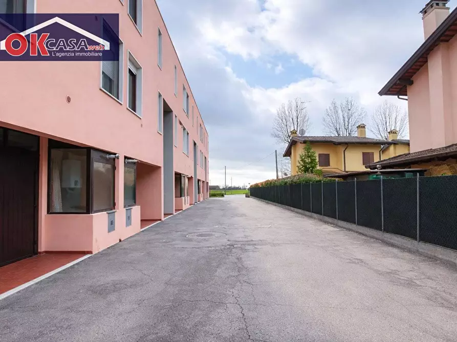 Immagine 1 di Appartamento in vendita  in Via Garibaldi a Villa Vicentina