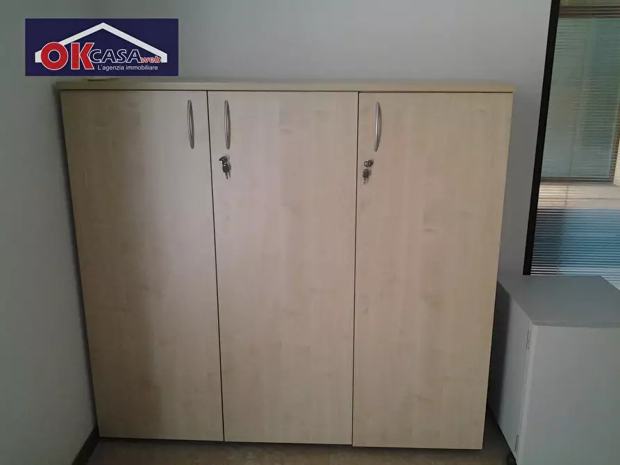 Immagine 11 di Ufficio in affitto  in cavour 130 a Zevio