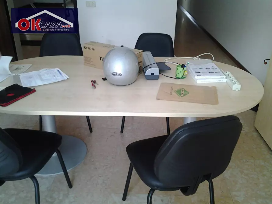 Immagine 15 di Ufficio in affitto  in cavour 130 a Zevio