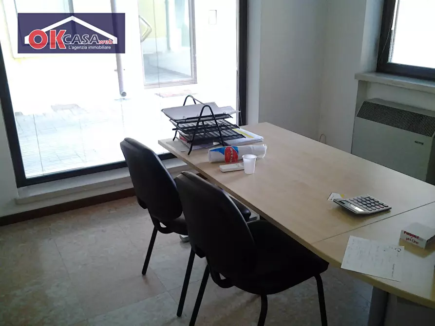 Immagine 19 di Ufficio in affitto  in cavour 130 a Zevio