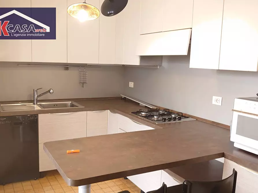 Immagine 1 di Appartamento in affitto  in via da vinci 41 a Verona