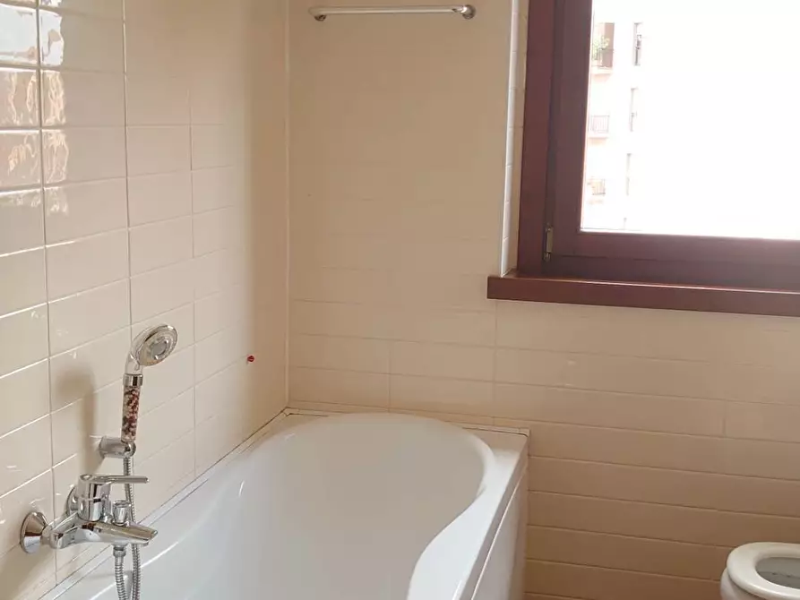 Immagine 8 di Appartamento in affitto  in via da vinci 41 a Verona