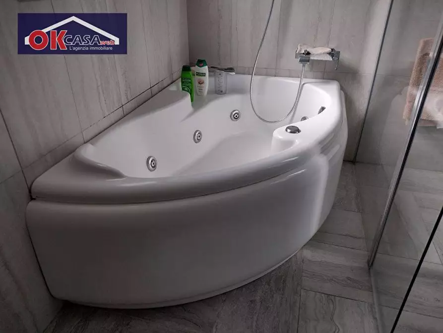 Immagine 15 di Villa in vendita  in Via Gelmetto a Verona