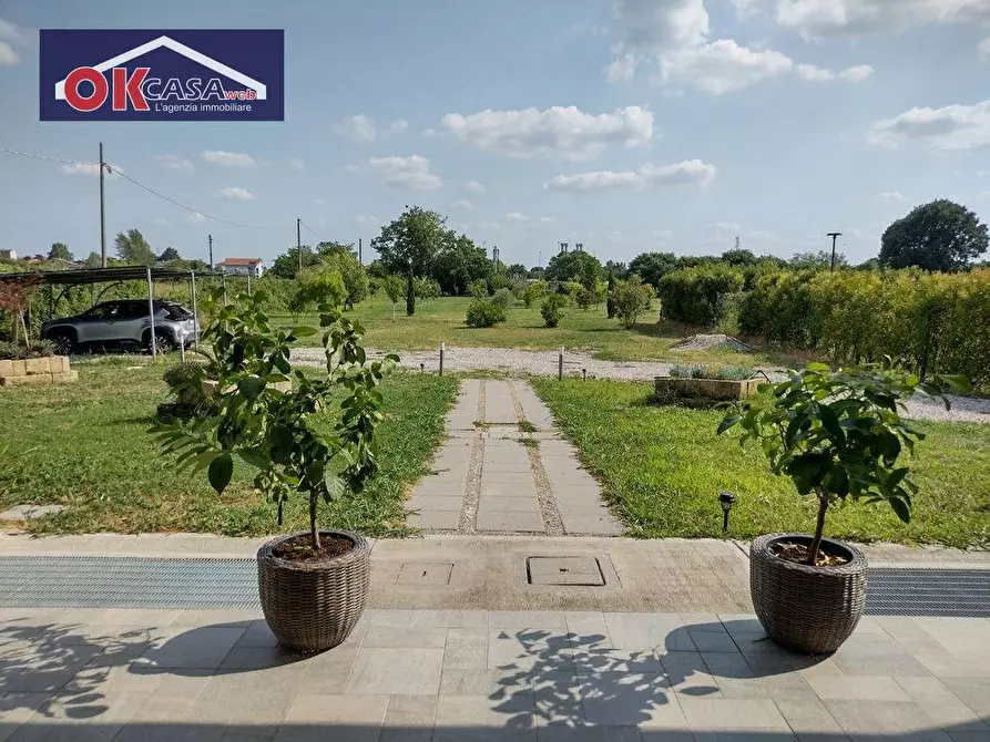 Immagine 1 di Villa in vendita  in Via Gelmetto a Verona