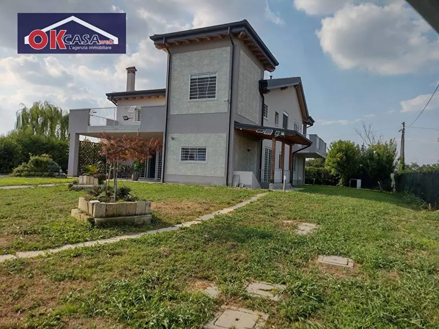 Immagine 2 di Villa in vendita  in Via Gelmetto a Verona