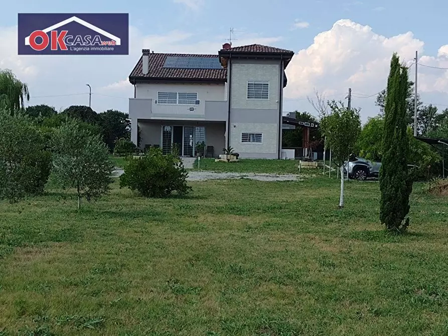 Immagine 16 di Villa in vendita  in Via Gelmetto a Verona