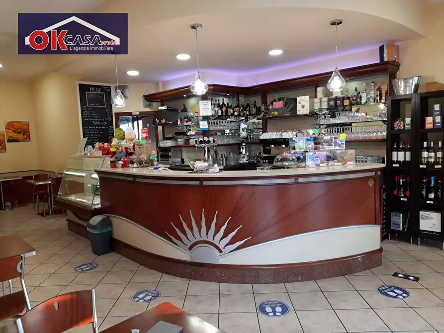 Immagine 1 di Attività commerciale in vendita  in via vigasio a Verona