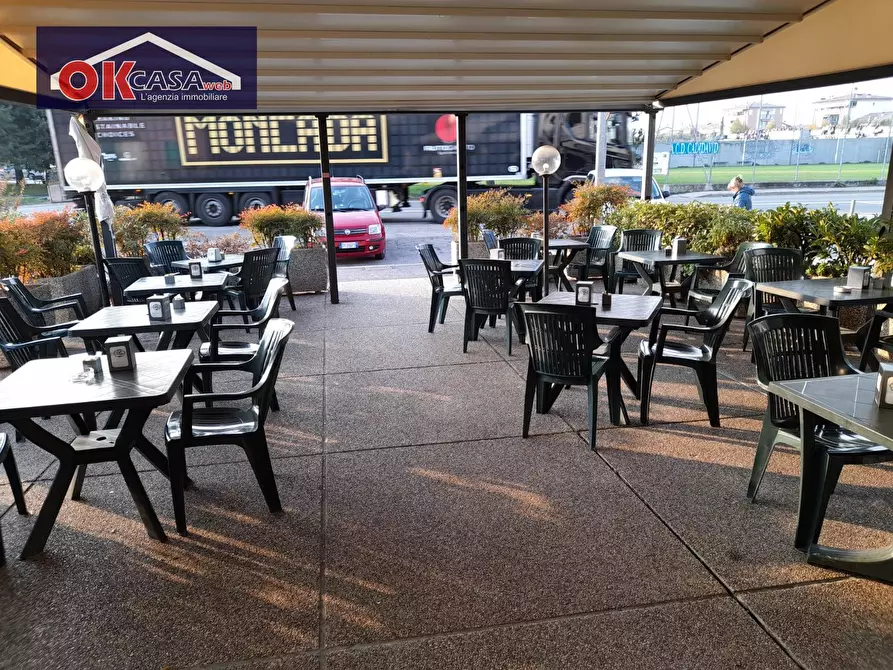 Immagine 6 di Attività commerciale in vendita  in via vigasio a Verona