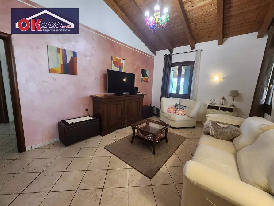 Immagine 3 di Villa in vendita  in via silone a Bovolone