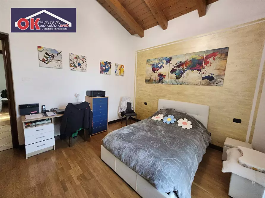 Immagine 9 di Villa in vendita  in via silone a Bovolone