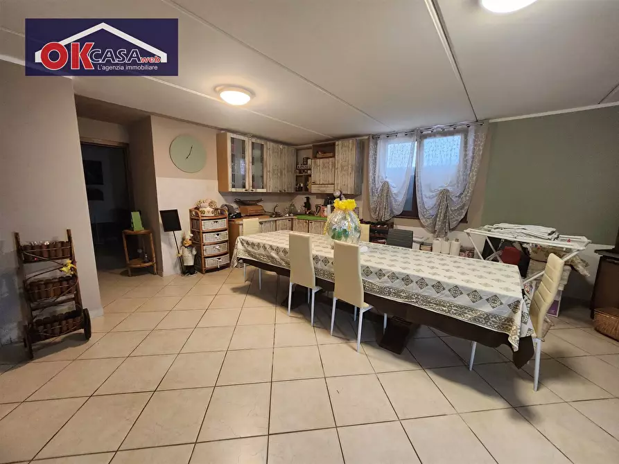 Immagine 13 di Villa in vendita  in via silone a Bovolone