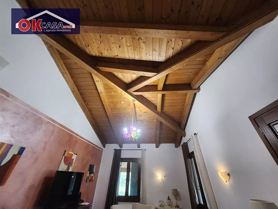 Immagine 20 di Villa in vendita  in via silone a Bovolone