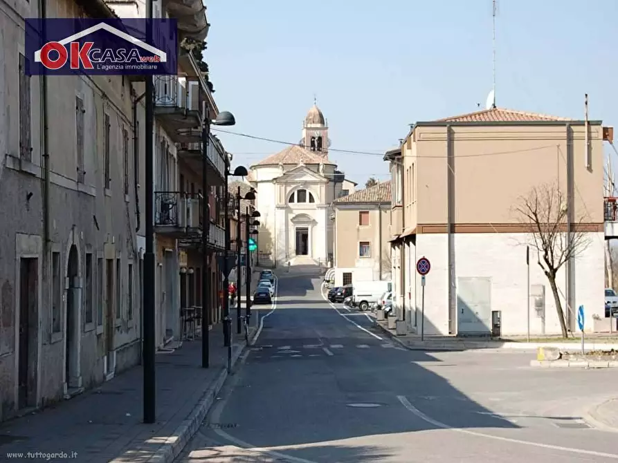 Immagine 10 di Terreno residenziale in vendita  in via Pasubio a Castelnuovo Del Garda