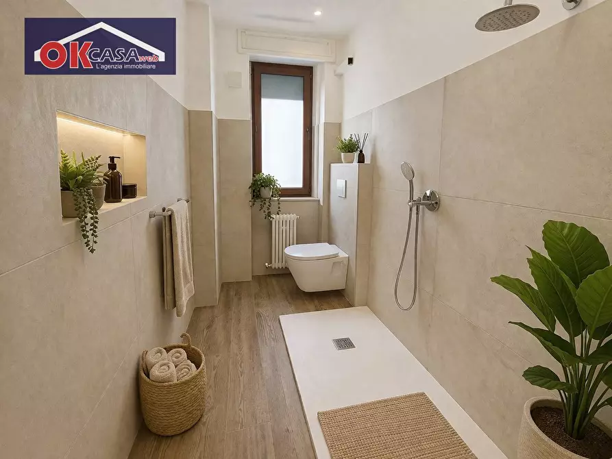 Immagine 10 di Appartamento in vendita  in corso venezia a Verona