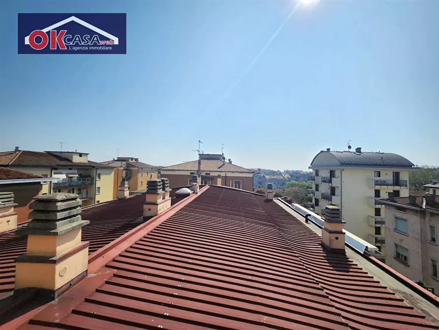 Immagine 15 di Appartamento in vendita  in Via Centro a Verona