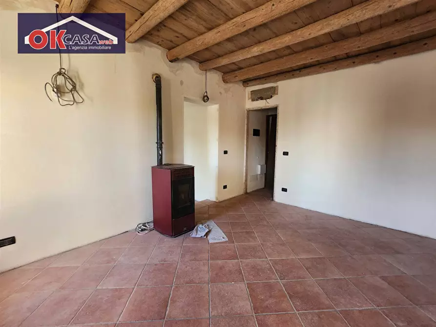 Immagine 9 di Rustico / casale in vendita  in località pozzi a Valeggio Sul Mincio