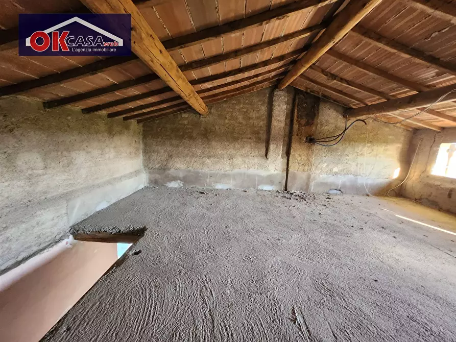 Immagine 22 di Rustico / casale in vendita  in località pozzi a Valeggio Sul Mincio