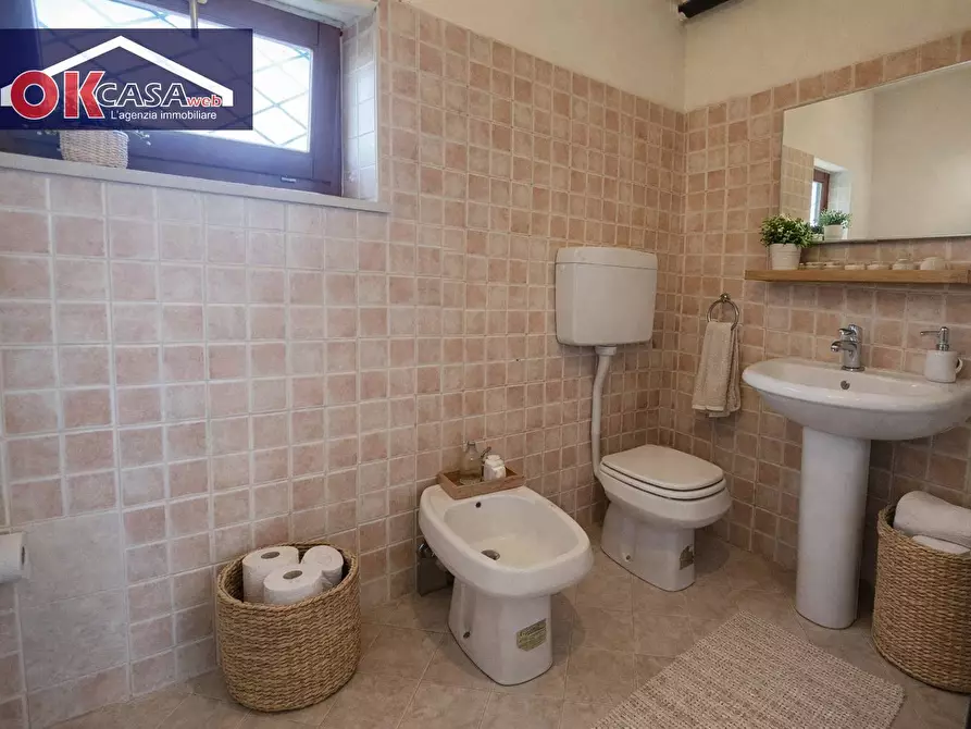 Immagine 13 di Rustico / casale in vendita  in località pozzi a Valeggio Sul Mincio