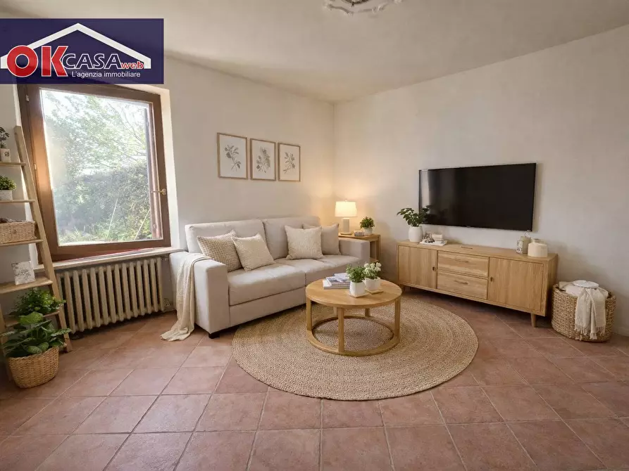 Immagine 11 di Rustico / casale in vendita  in località pozzi a Valeggio Sul Mincio