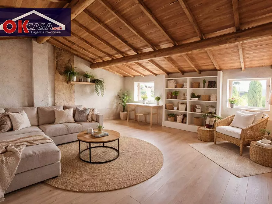 Immagine 21 di Rustico / casale in vendita  in località pozzi a Valeggio Sul Mincio