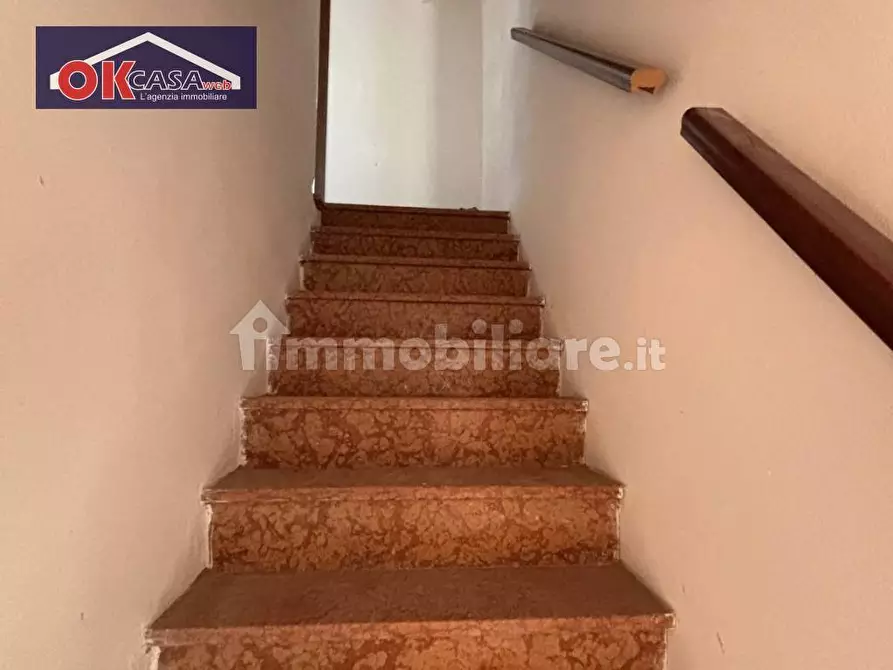Immagine 26 di Rustico / casale in vendita  in località pozzi a Valeggio Sul Mincio