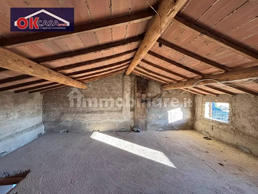 Immagine 27 di Rustico / casale in vendita  in località pozzi a Valeggio Sul Mincio