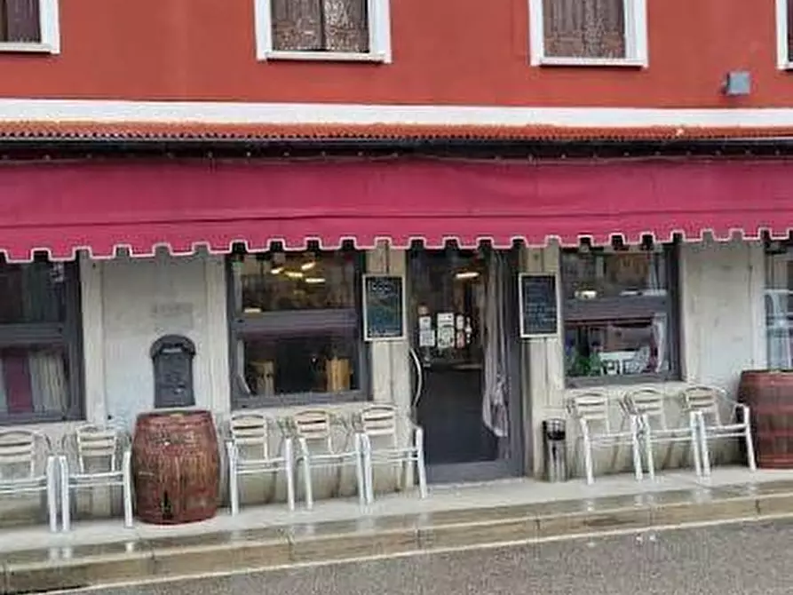 Immagine 3 di Attività commerciale in affitto  in Via Manzoni a San Giorgio Della Richinvelda