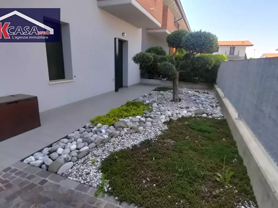 Immagine 4 di Appartamento in vendita  in Via 3 aprile 1077 a Chiopris Viscone